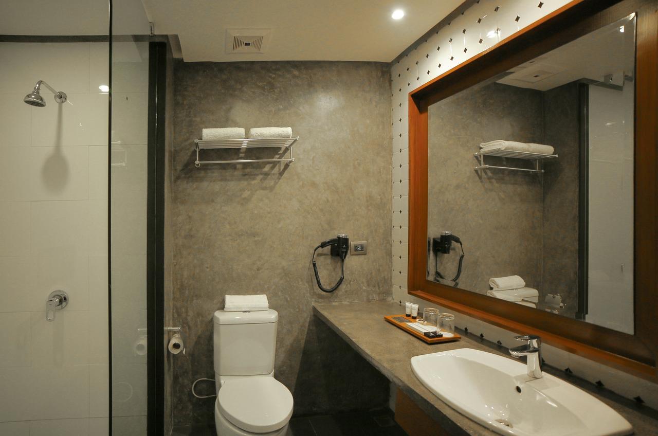 ดับเบิล เอ็ม โฮเต็ล Hotel Valencia  ภายนอก รูปภาพ